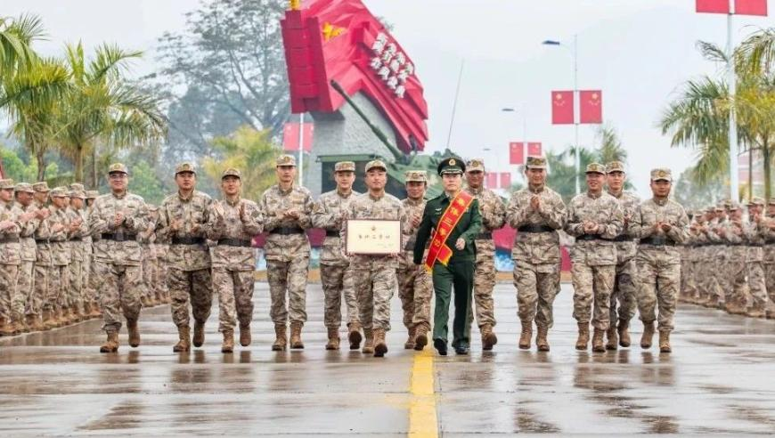 哪吒2里章鱼大将军为何敢烤自己的腕,四肖八码精准资料期期免费,广泛的解释落实支持计划_精英版V11.85