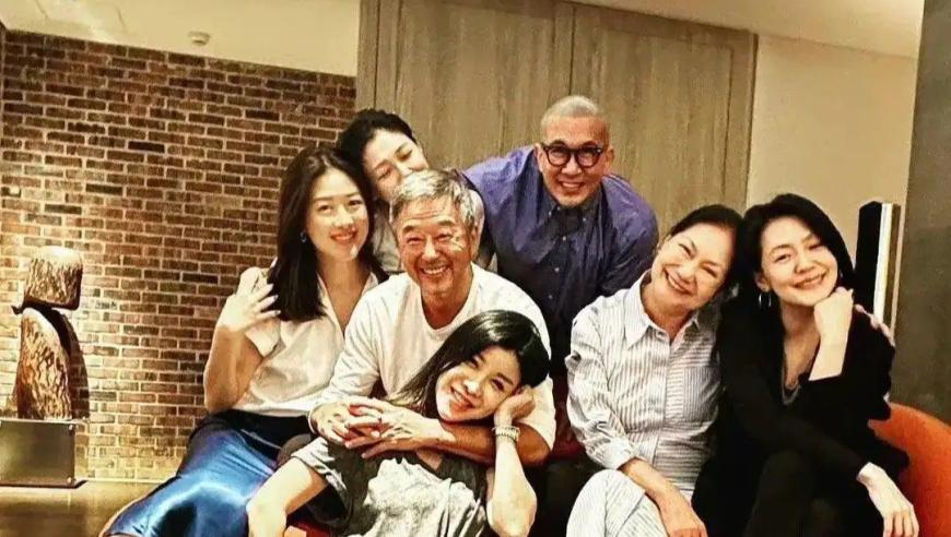王中王香港选一肖,3名女子酒吧殴打他人希望免罚被拘留,成语解释落实可能存在的问题_粉丝版V5.91